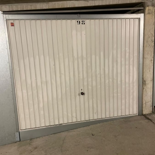  Annonces SAINTJULIENENGENEVOIS : Garage / Parking | SAINT-GENIS-POUILLY (01630) | 13 m2 | 83 € 