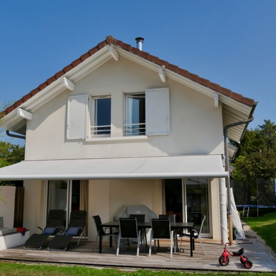  Annonces SAINTJULIENENGENEVOIS : Other | SAINT-GENIS-POUILLY (01630) | 123 m2 | 2 730 € 